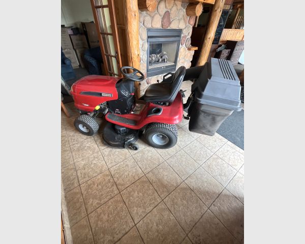 auction image