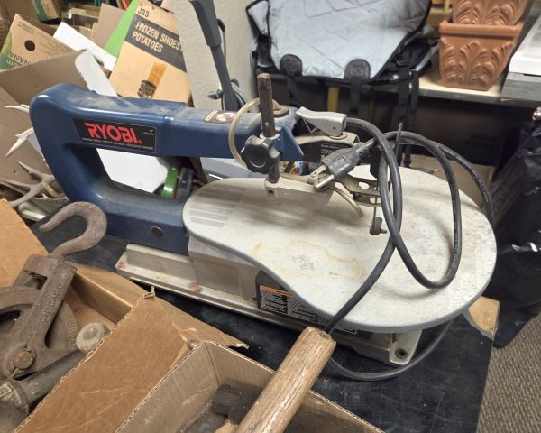 Auction listing photo