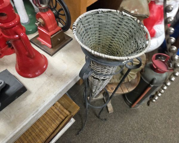 Auction listing photo