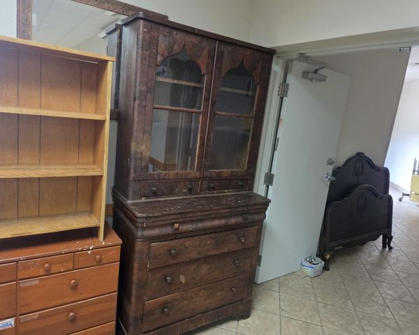 Auction listing photo