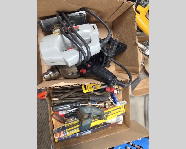 Auction listing photo