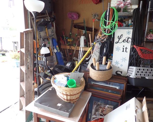 Auction listing photo