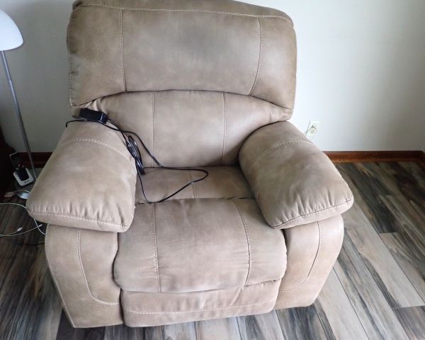 Auction listing photo