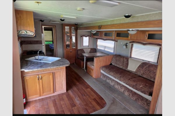 Auction listing photo