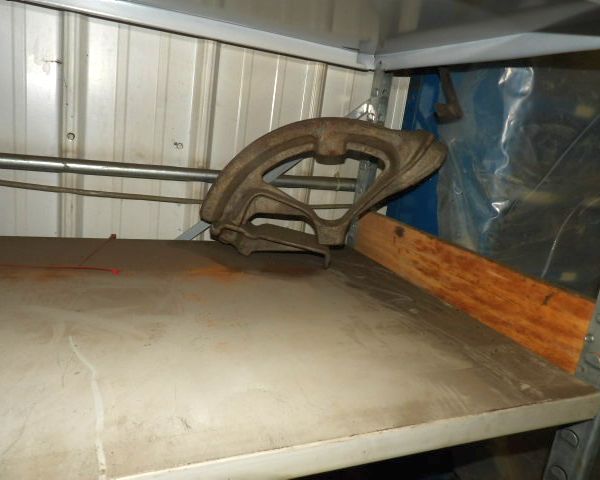 auction image
