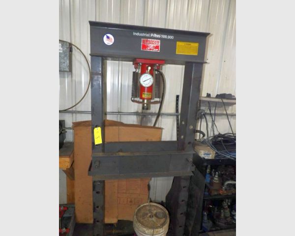 auction image