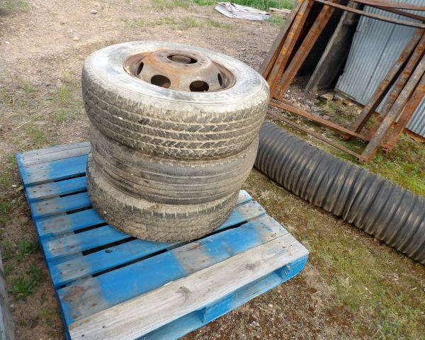 auction image
