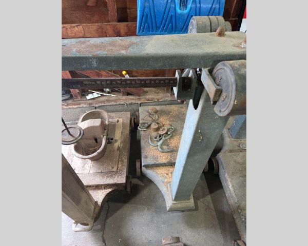 Auction listing photo