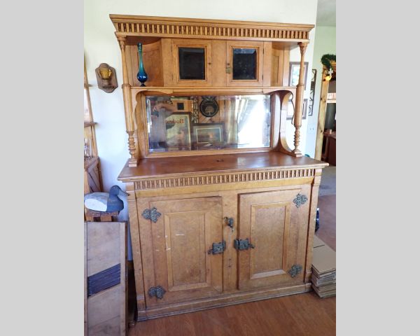 Auction listing photo