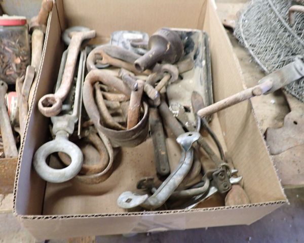 Auction listing photo