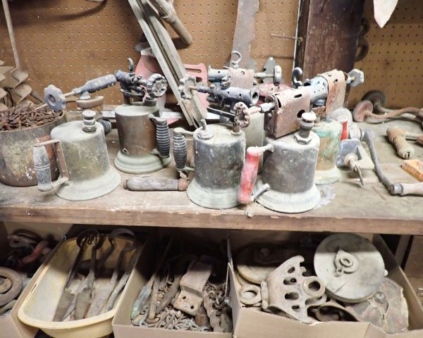Auction listing photo