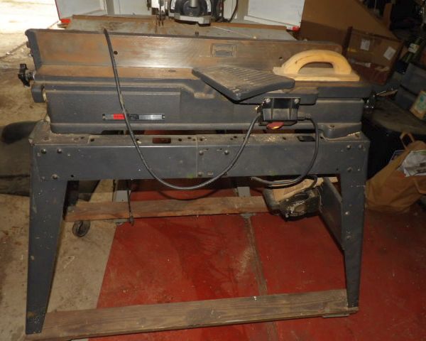 auction image