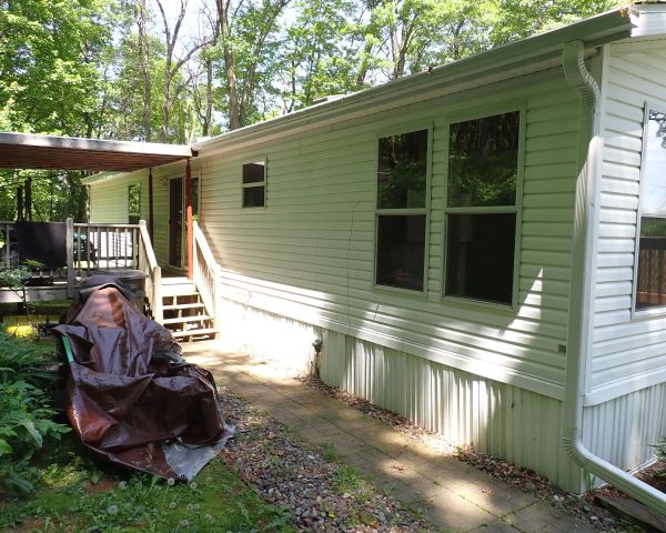 Auction listing photo