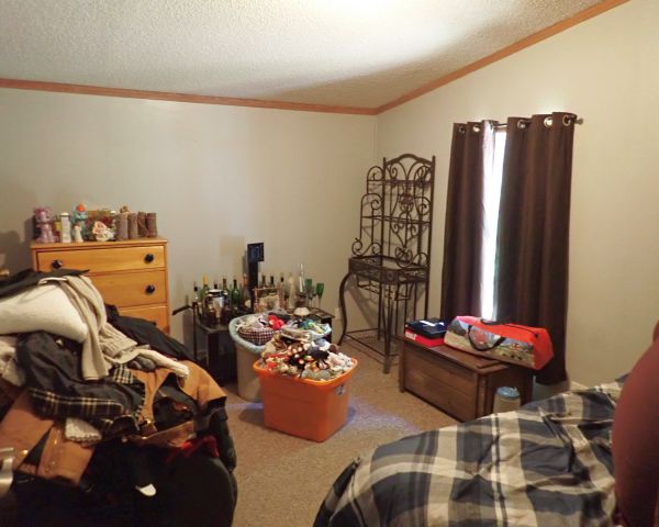 Auction listing photo