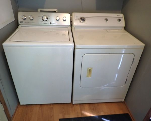 Auction listing photo