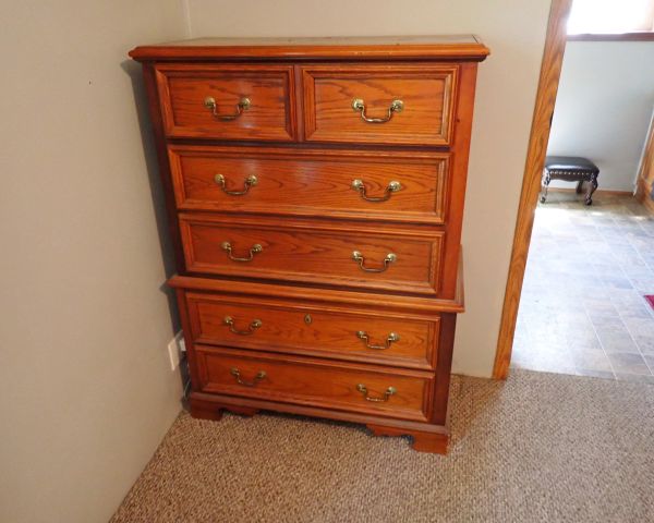 Auction listing photo