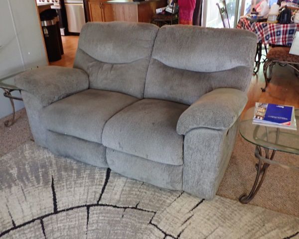 Auction listing photo