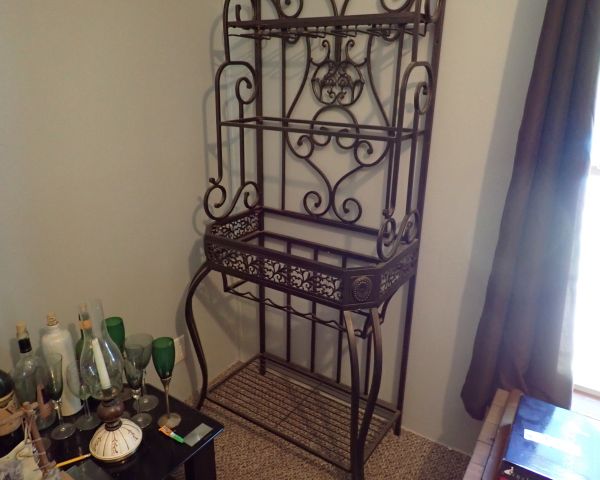 Auction listing photo