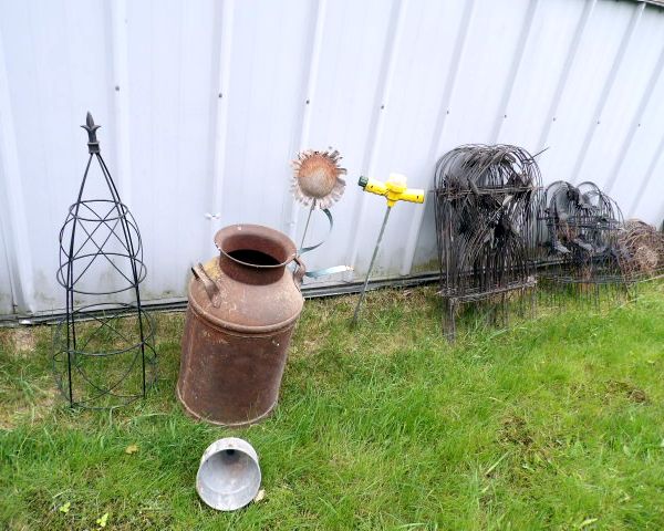 auction image