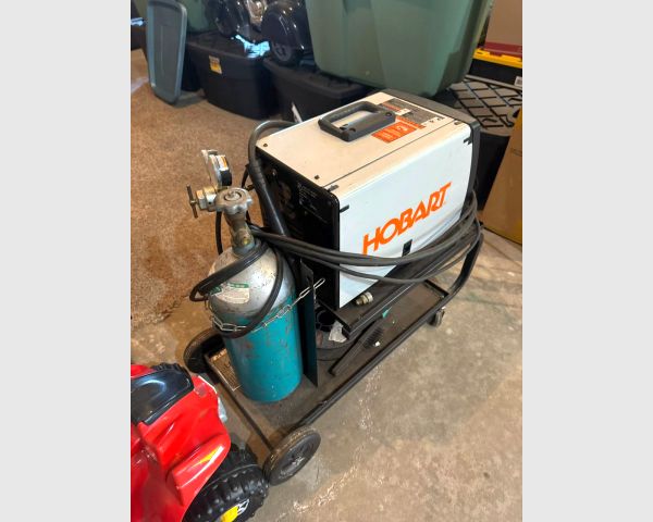 auction image