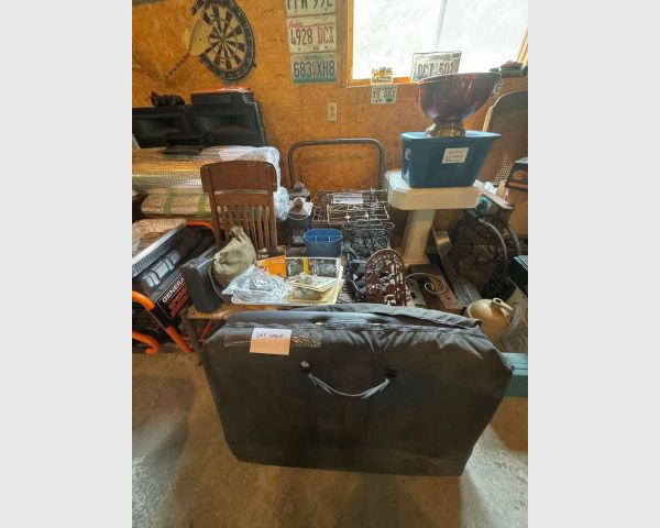 auction image