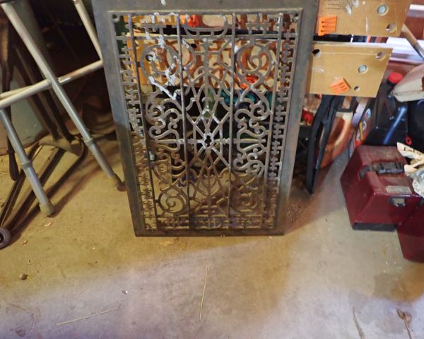 Auction listing photo