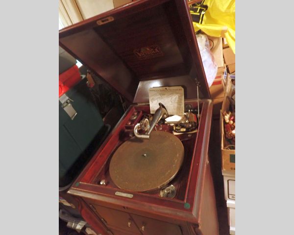 Auction listing photo