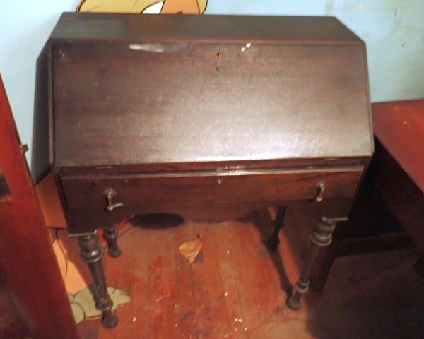 Auction listing photo