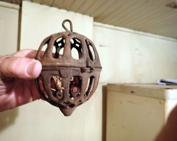 Auction listing photo