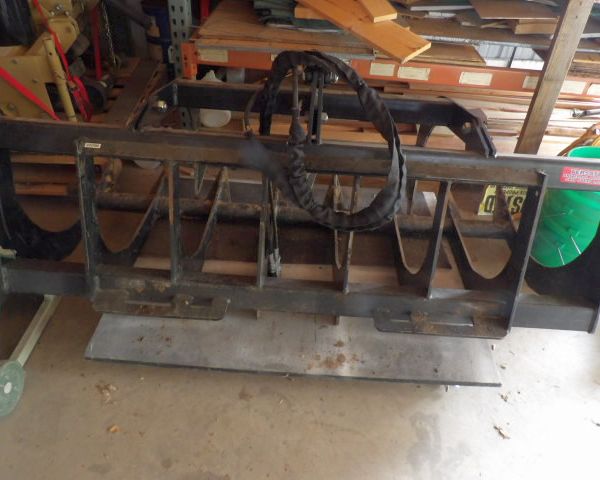 auction image