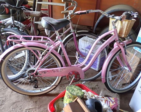 Auction listing photo