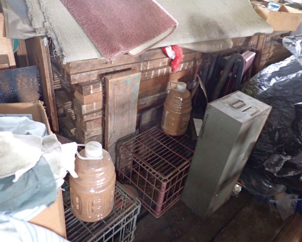Auction listing photo