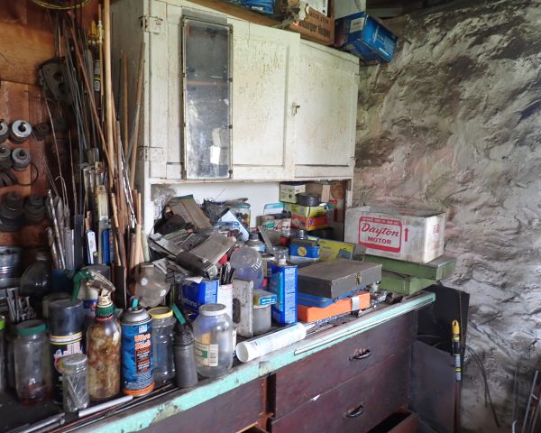 Auction listing photo