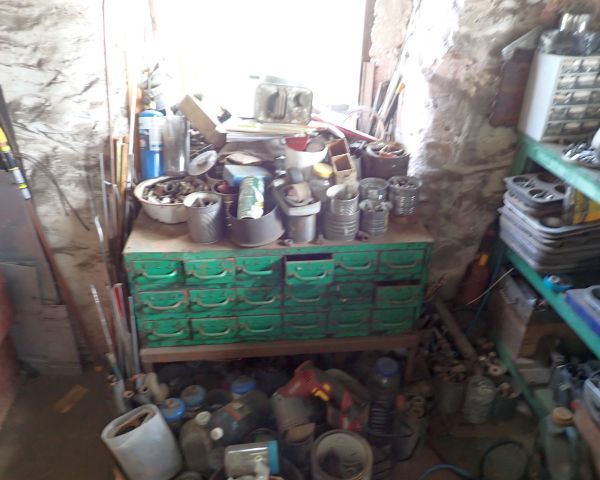 Auction listing photo