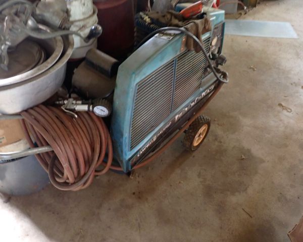 Auction listing photo