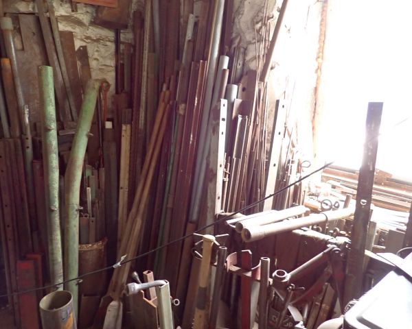 Auction listing photo