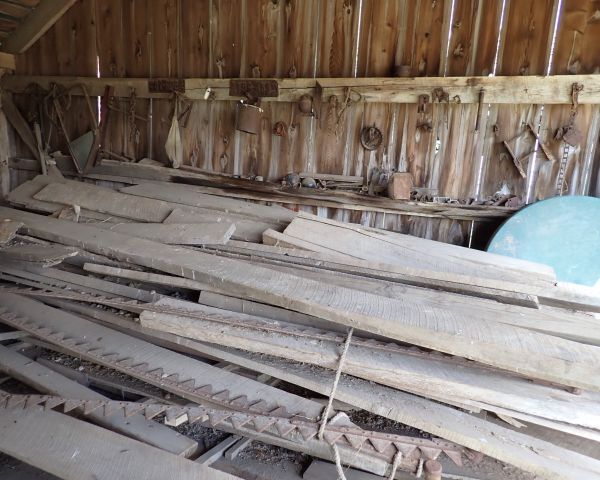 Auction listing photo