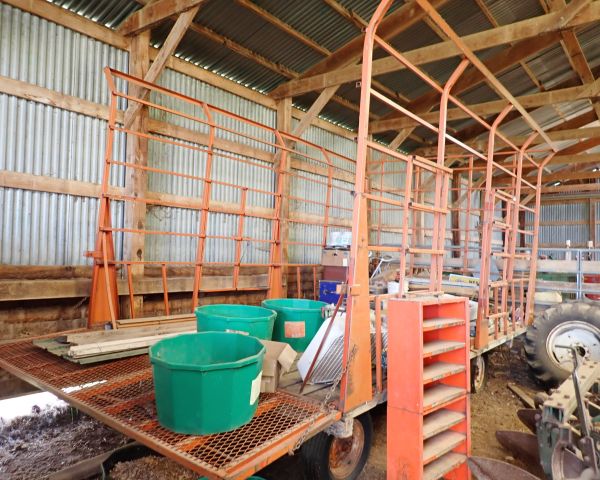 Auction listing photo