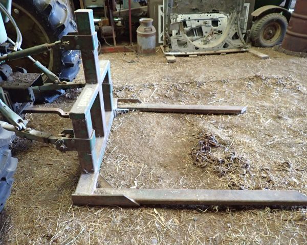 Auction listing photo