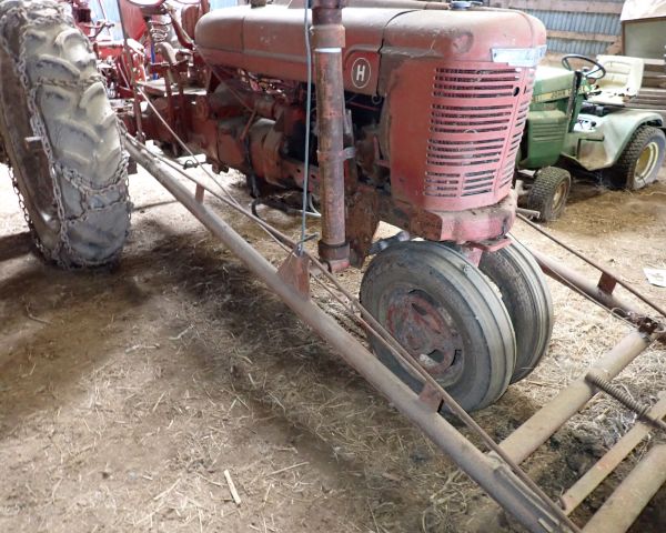 Auction listing photo
