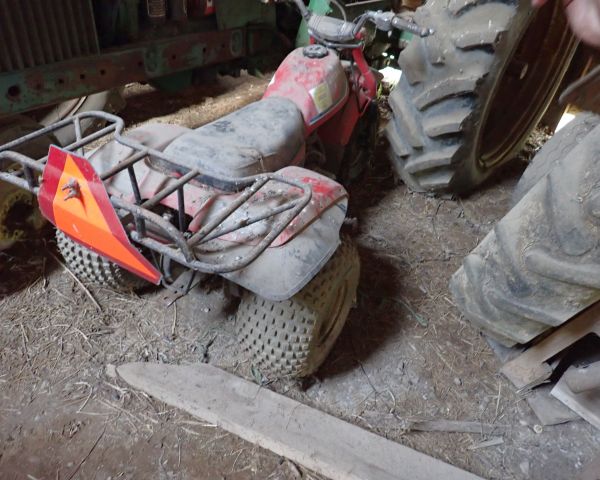 Auction listing photo