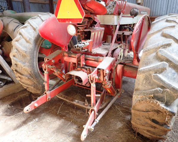 Auction listing photo