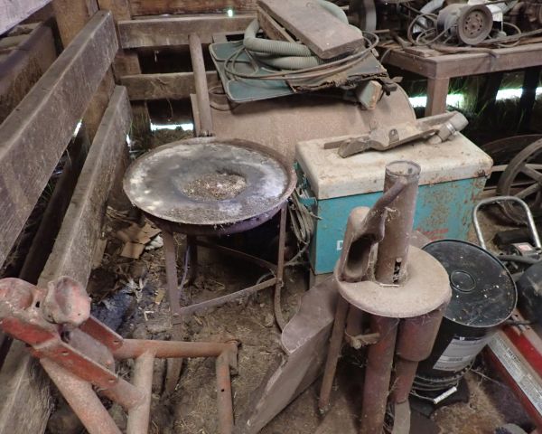 Auction listing photo