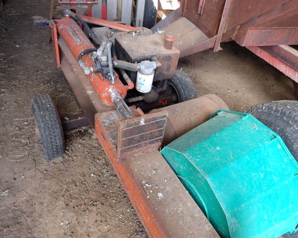Auction listing photo