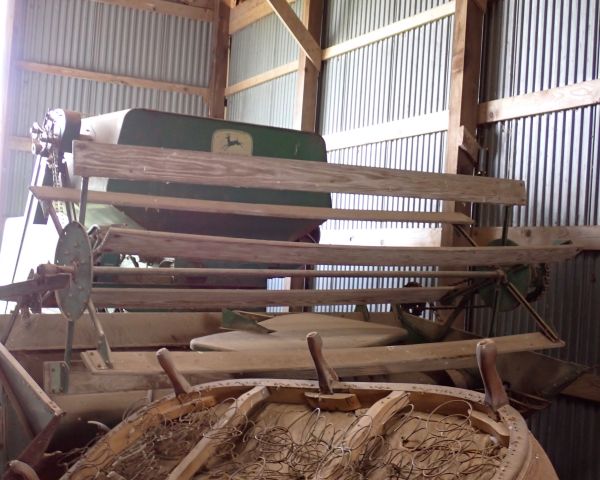Auction listing photo