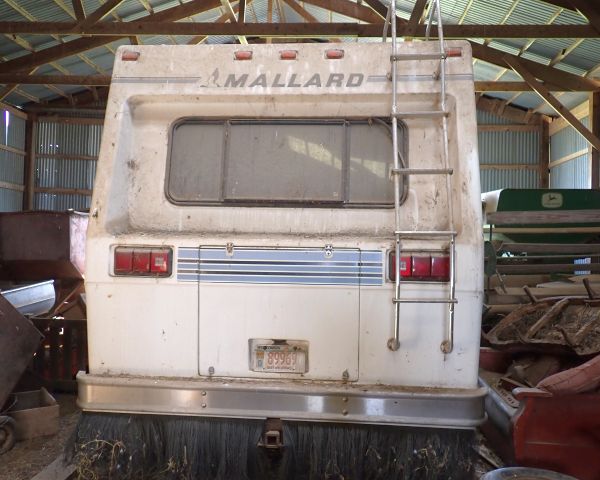 Auction listing photo