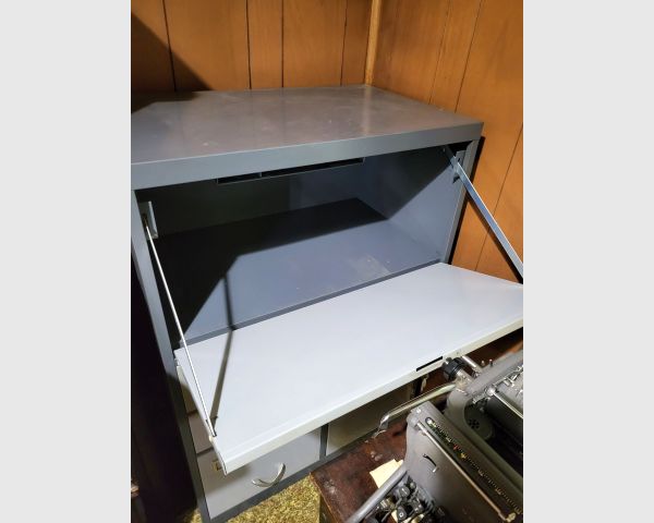auction image