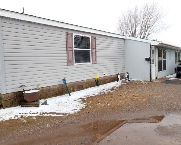 Auction listing photo