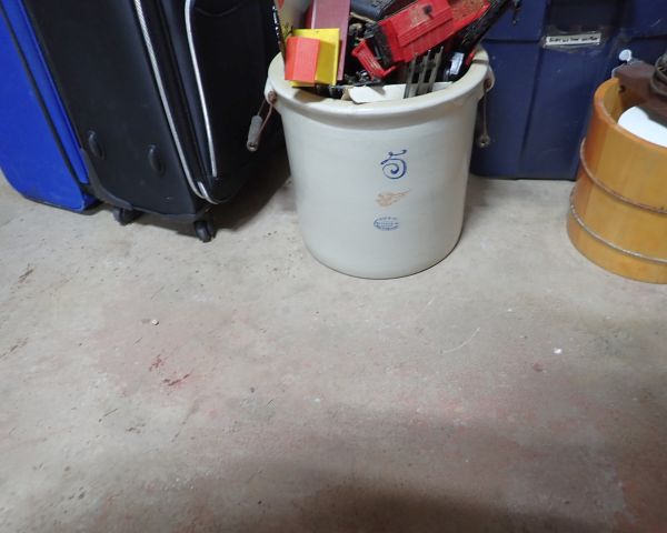 Auction listing photo