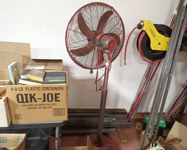 Auction listing photo